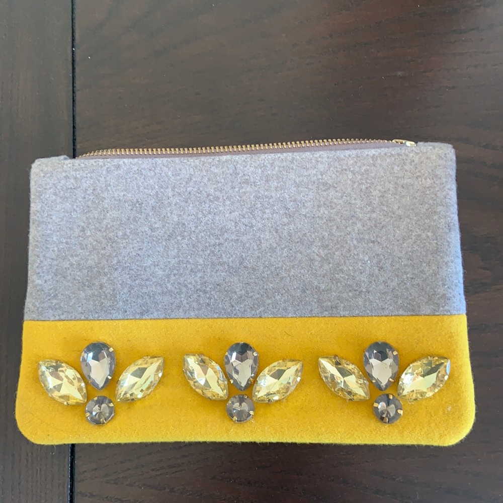 Zip top pouch